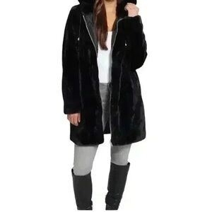 Love Token Faux Fur Jacket with Hood in Black SZ L